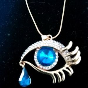 💛💛💛 Eye w teardrop necklace 5/$25